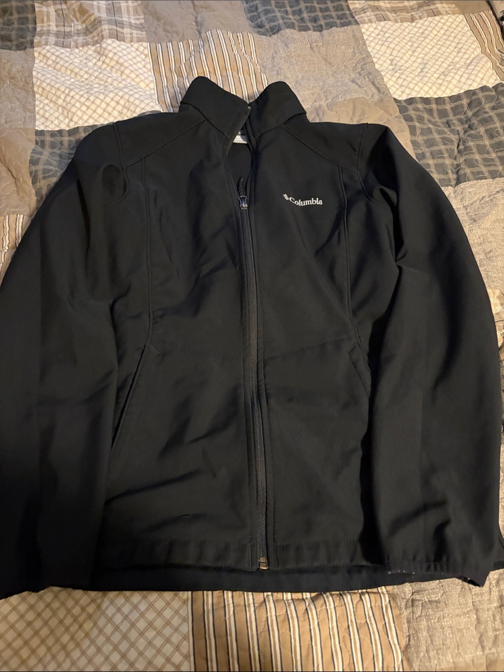 Columbia Women’s Black Full-Zip Performance Jacket